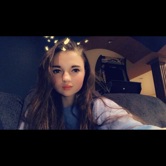 Meet your Posher, Taylor - Picture 1 of 1